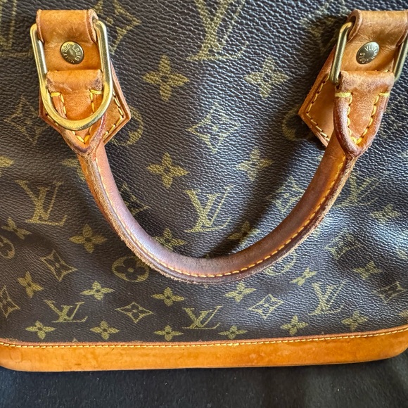 Louis Vuitton Monogram Canvas Handbag - Picture 13 of 16